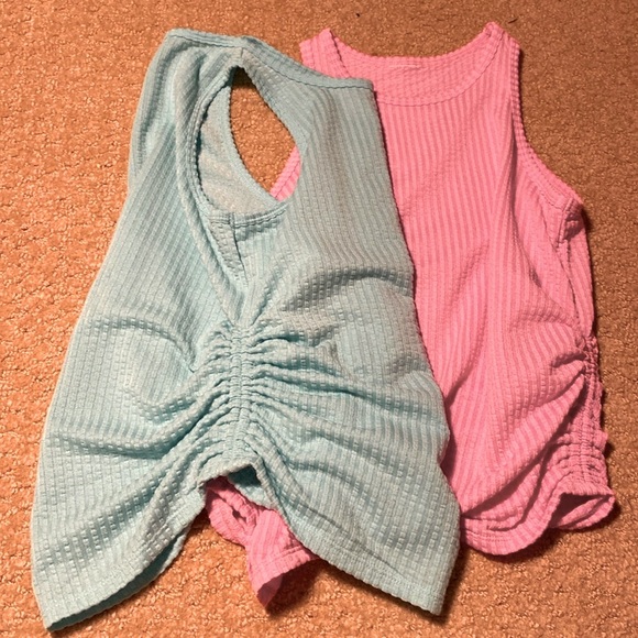 Abercrombie Kids Girls Textured Knit Side Ruched Tank - Picture 2 of 2